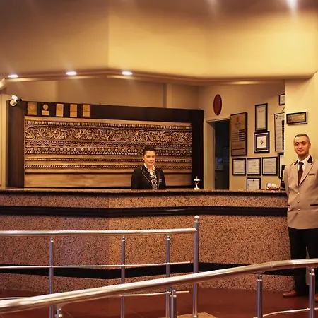 Hotel Eken 3*