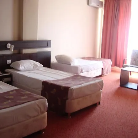 Hotel Eken 3*