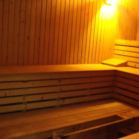 Hotel Eken 3*