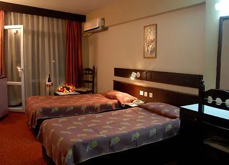 Eken Hotel 3*